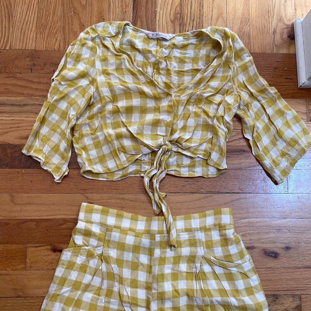 BCBGeneration Yellow Gingham Crop Top + Shorts Set **SEE SIZING IN DESCRIPTION**